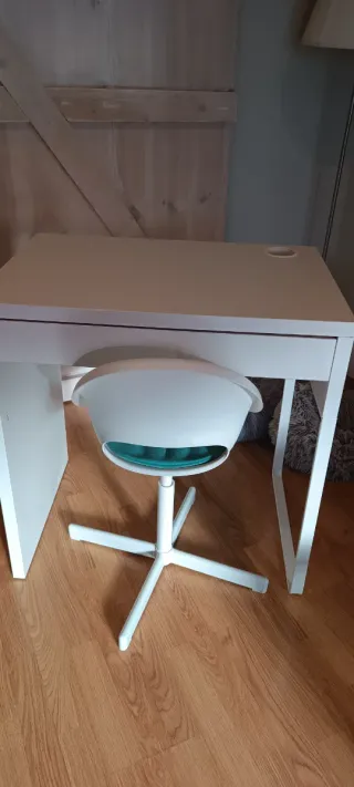 Escritorio y Silla ikea