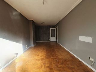 Piso en venta en Parque del Oeste - Olivares en Oviedo