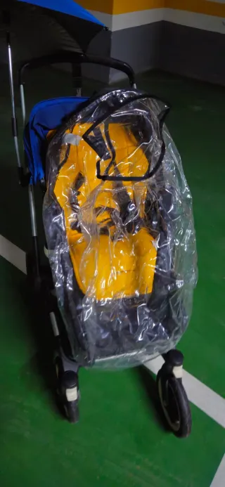 Carro Bugaboo Azul y Amarillo