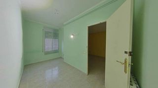 Piso en venta en Creu de Barberà en Sabadell