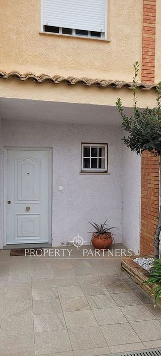 Casa pareada en venta en La Conarda en Pobla de Vallbona (la)