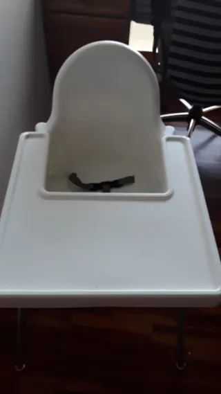 Trona para bebé blanca