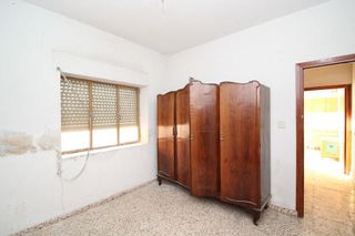 Chalet en venta en Cúllar Vega