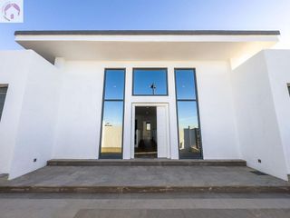 Chalet en venta en Zubia (La)