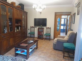 Casa pareada en venta en Ctra. Circunvalación - La Magdalena en Jaén