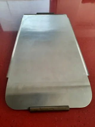 Vassoio in acciaio decorato 50x25