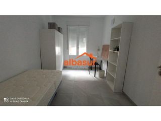 Casa adosada en venta en Ciudad Jardín - Zoco en Córdoba
