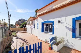 Chalet en venta en Les Marines/Las Marinas en Dénia