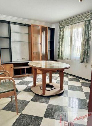 Casa adosada en venta en Archidona