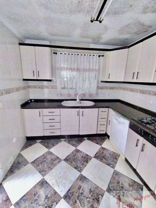 Casa adosada en venta en Archidona