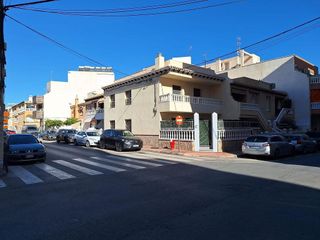 Casa adosada en venta en Playa del Cura en Torrevieja