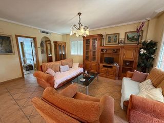 Chalet en venta en Jubalcoi en Elche