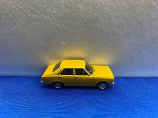 DODGE 1500 AMARILLO ESCALA 1:43