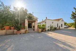 Chalet en venta en Sax