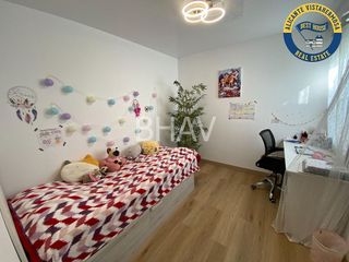 Ático en venta en Carolinas Altas en Alicante