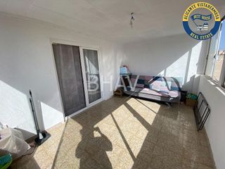 Ático en venta en Carolinas Altas en Alicante