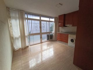 Piso en venta en Santa Rosa - Valdeolleros en Córdoba