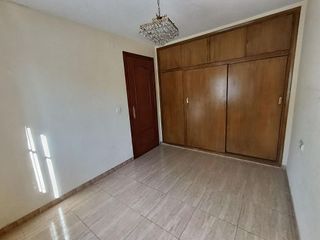 Piso en venta en Santa Rosa - Valdeolleros en Córdoba
