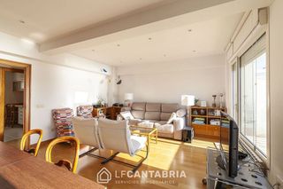 Piso en venta en Puerto Chico en Santander