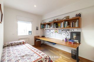 Piso en venta en Puerto Chico en Santander