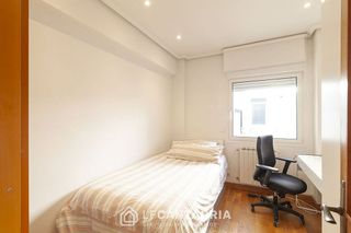 Piso en venta en Puerto Chico en Santander