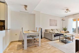 Piso en venta en Arroyo de la Miel en Benalmádena