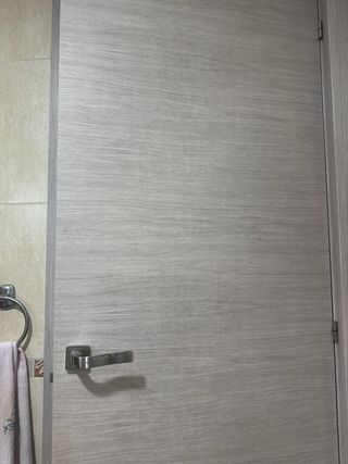 Armario de madera y metal