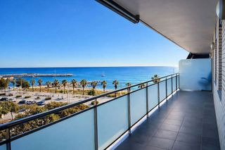 Ático en venta en Port en Badalona