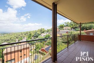 Chalet en venta en La Floresta - Les Planes en Sant Cugat del Vallès
