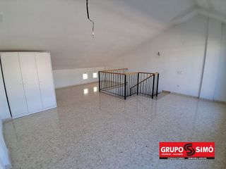 Casa adosada en venta en Moncada