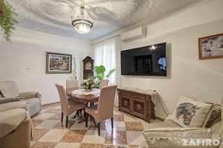 Casa adosada en venta en Residencial Triana - Barrio Alto en Gabias (Las)