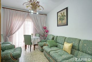 Casa adosada en venta en Residencial Triana - Barrio Alto en Gabias (Las)