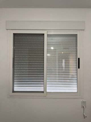 Ventanas aluminio con persianas