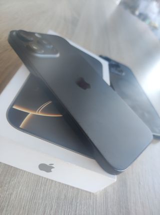 iPhone 16 Pro Max 256GB Negro 96% Batería