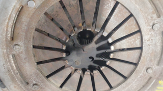 KIT EMBRAGUE FORD FOCUS BERLINA (CB8) D-T1DA