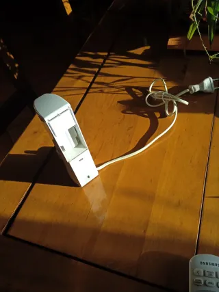 Cargador Oral-B con portacepillos