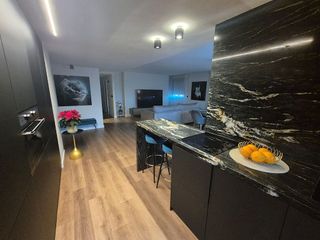 Piso en venta en La Llum en Valencia