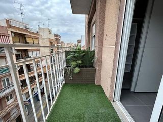 Piso en venta en Carrús Est - Camí dels Magros en Elche