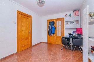 Piso en venta en Polígono Cartuja – La Paz en Granada