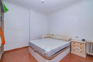 Piso en venta en Polígono Cartuja – La Paz en Granada