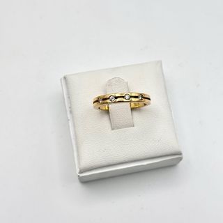 Anillo de oro 18kt con diamantes