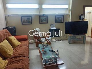 Piso en venta en Casagemes - Canyadó en Badalona