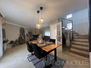 Casa adosada en venta en Les Arenes - La Grípia  Can Montllor en Terrassa