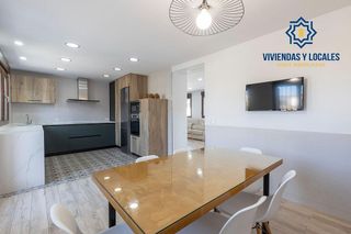 Chalet en venta en Zubia (La)