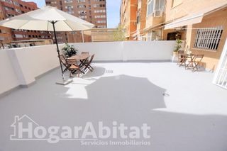 Piso en venta en L´Illa perduda en Valencia