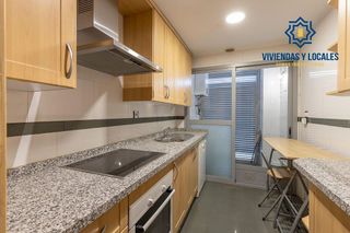 Piso en venta en Camino de Ronda - Rosaleda en Granada