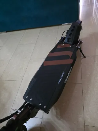 Patinete eléctrico deslimitado