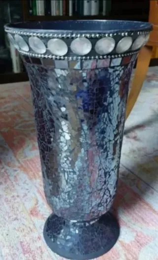 Jarrón de espejos morado