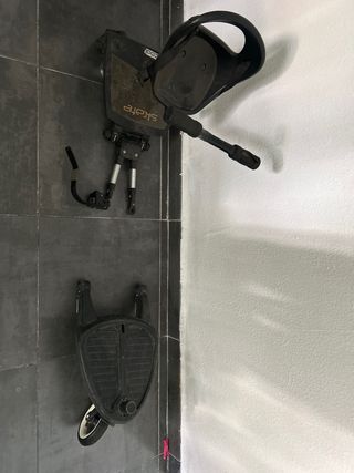 Silla para coche y patinete 15€ los dos