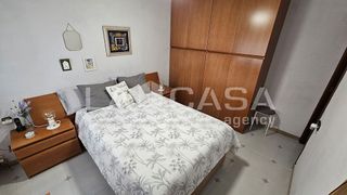 Piso en venta en Fondo en Santa Coloma de Gramanet